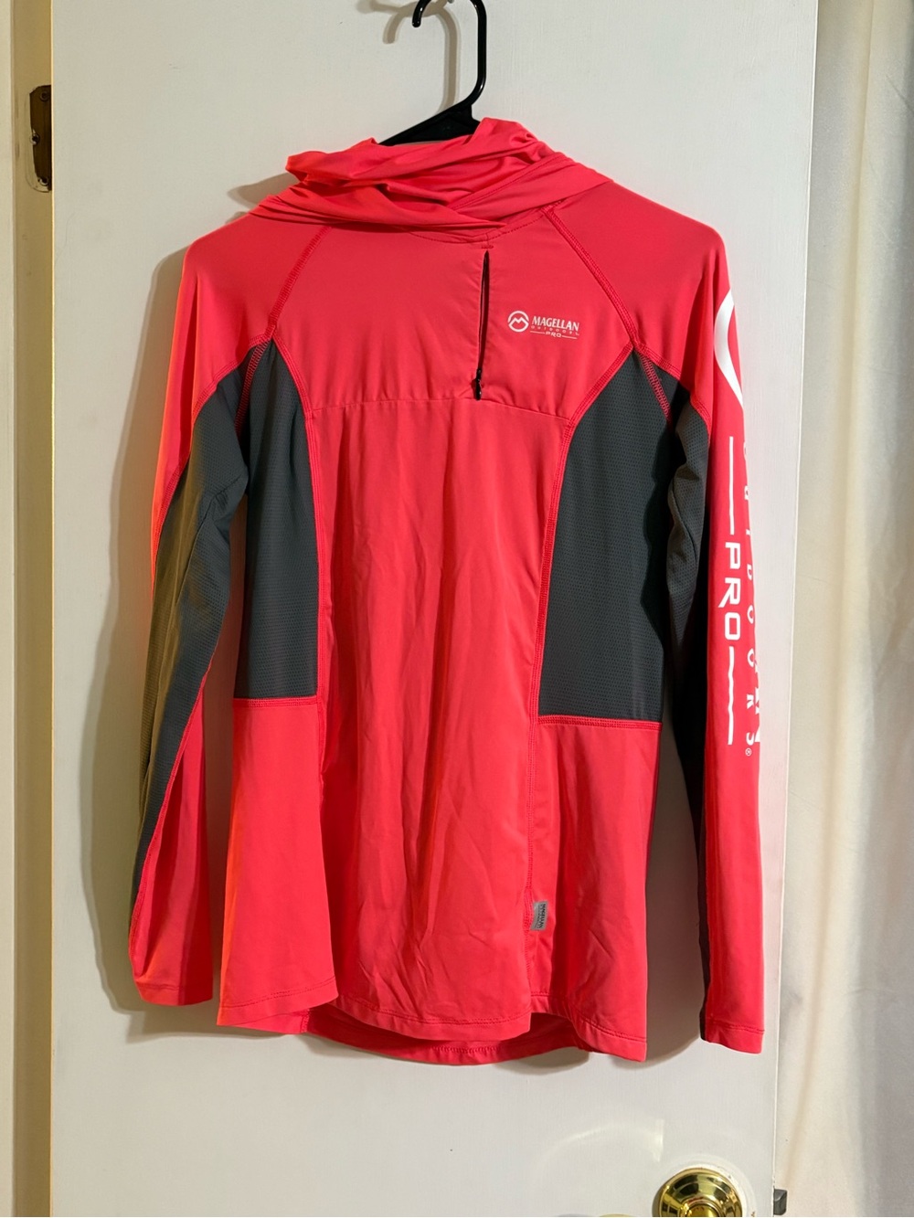 Magellan Outdoors Women’s Coral and Gray Long-Sleeve Fishing Shirt
